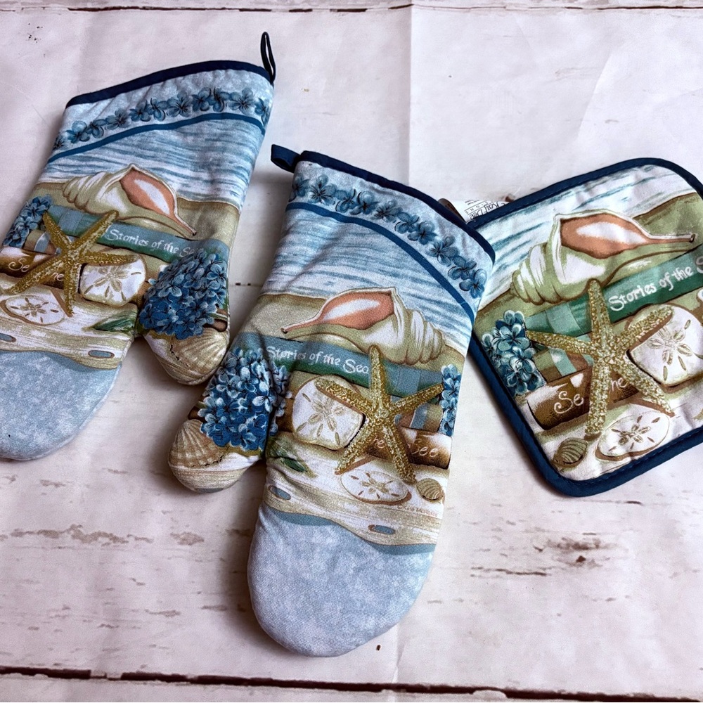 Kay Dee Designs Oven Mitt, Potholder (3 pieces)